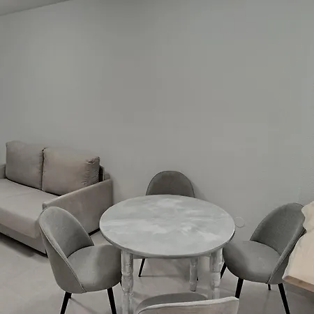 Medusa Apartment *